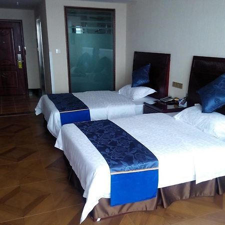 Fengyu Business Hotel Csengtu Kültér fotó