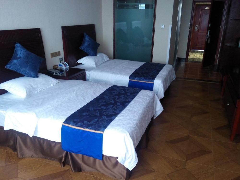 Fengyu Business Hotel Csengtu Kültér fotó