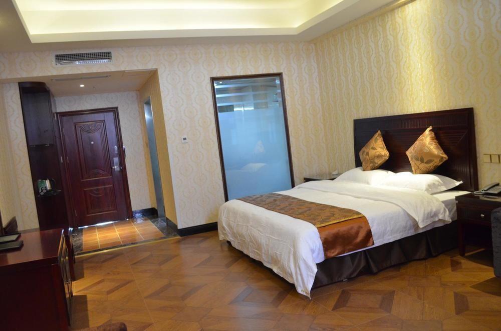 Fengyu Business Hotel Csengtu Kültér fotó